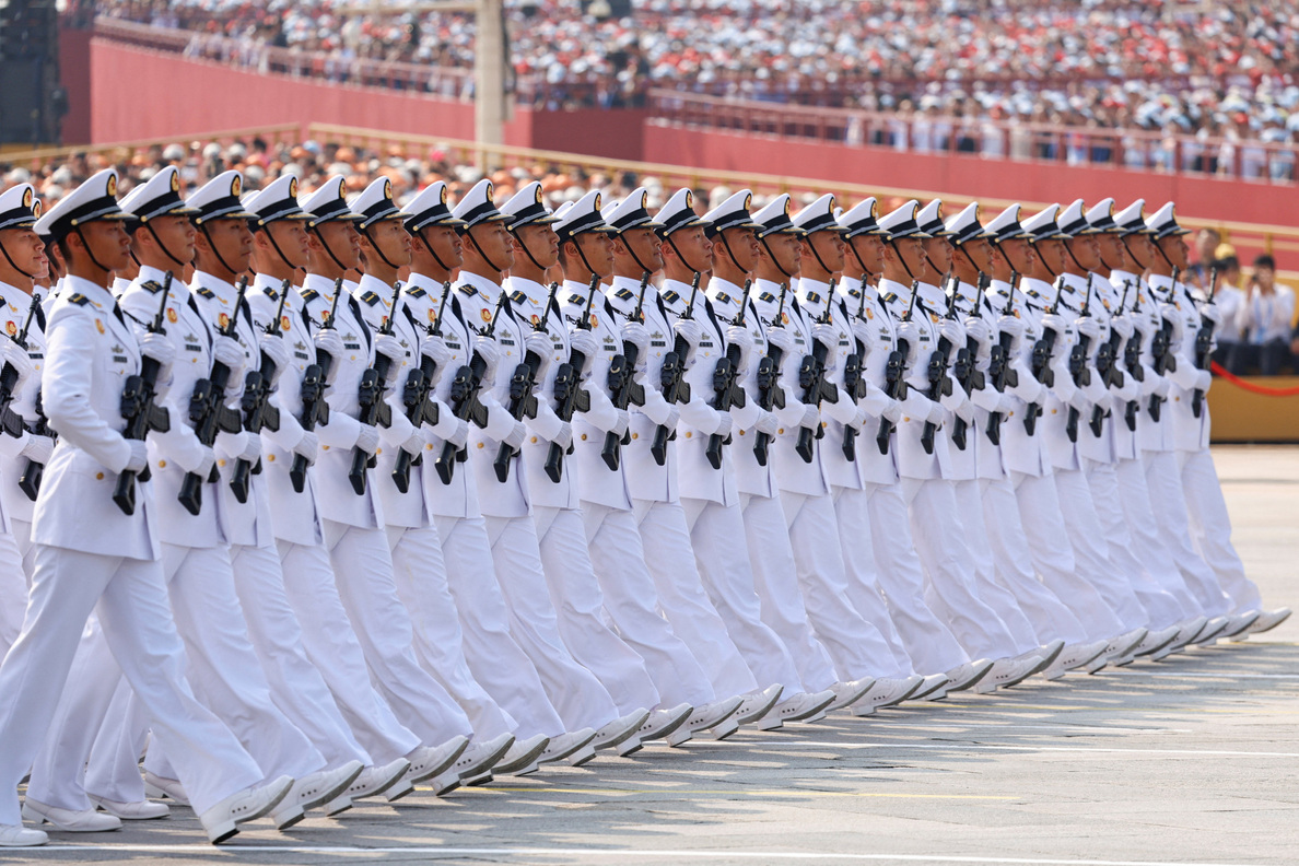 พาเหรดประวัติศาสตร์ “สี-ปูติน-คิม” ปรากฏตัวร่วมกันครั้งแรก