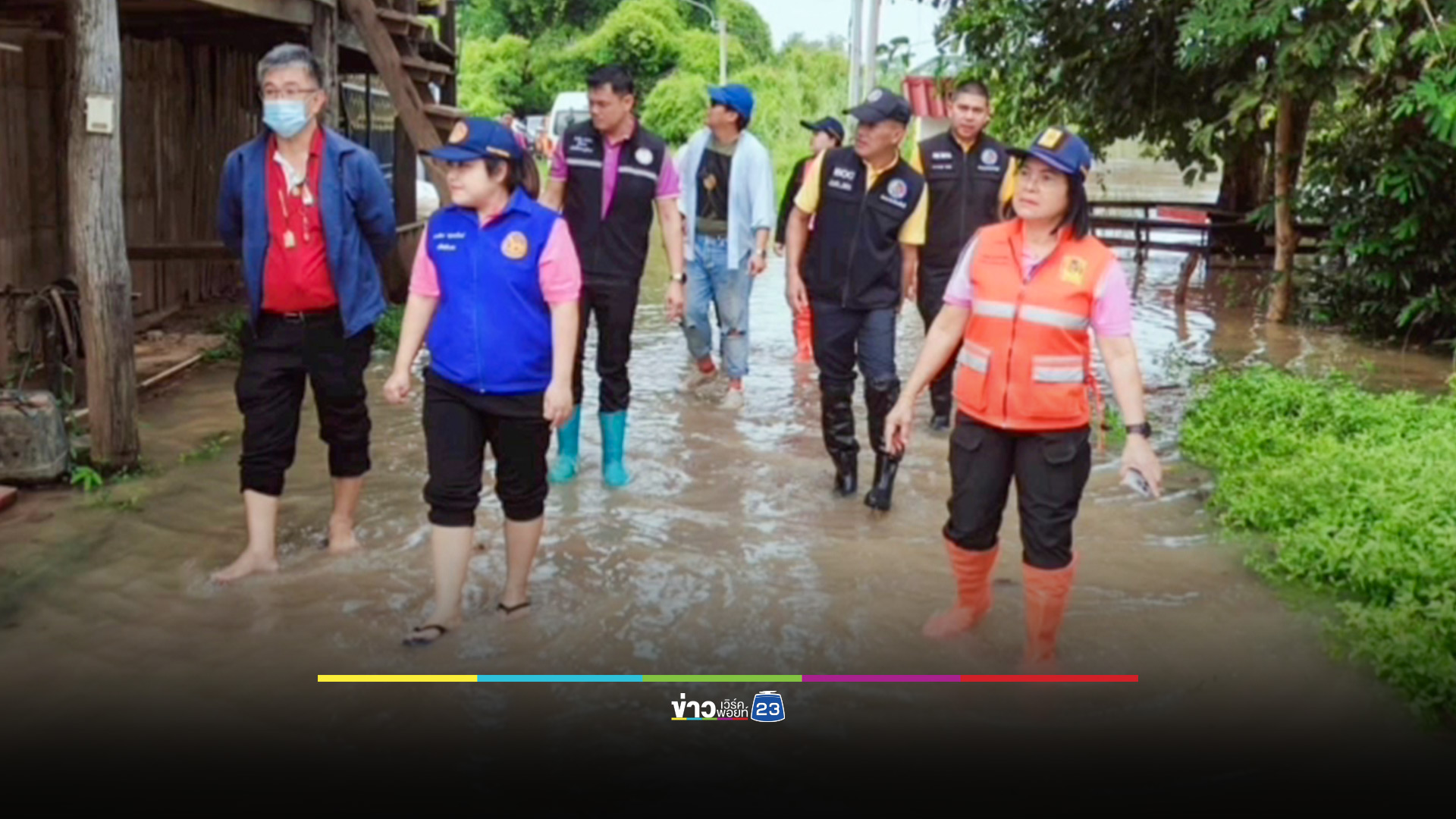 ท่วมตลาดเก่า 100 ปี กบินทร์ฯ แม่น้ำปราจีนฯ ทะลักเข้าถนนในชุมชนแล้ว