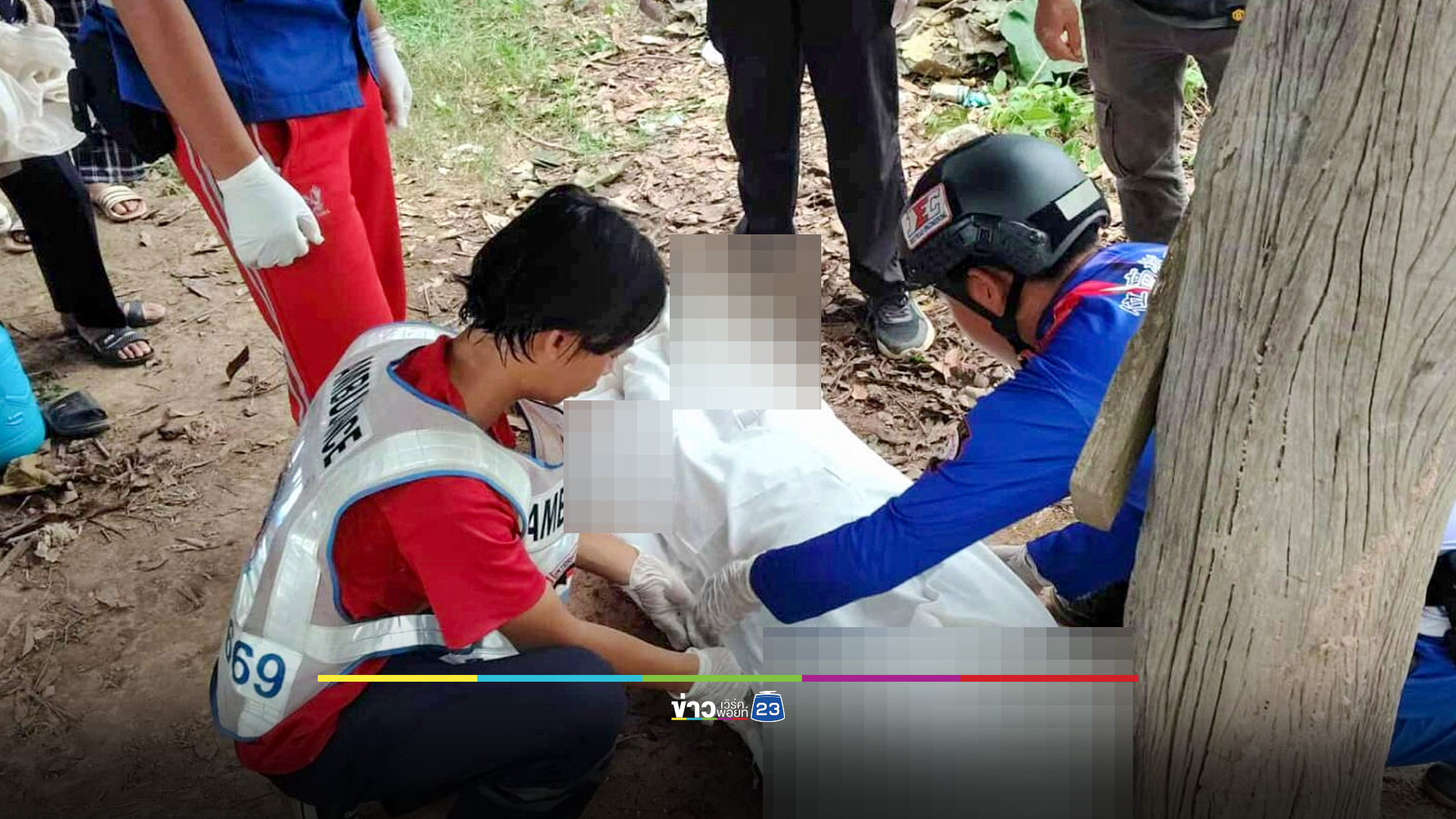 ลุงพลาดตกหลุมลึก 3 เมตร คอหักดับอนาถ