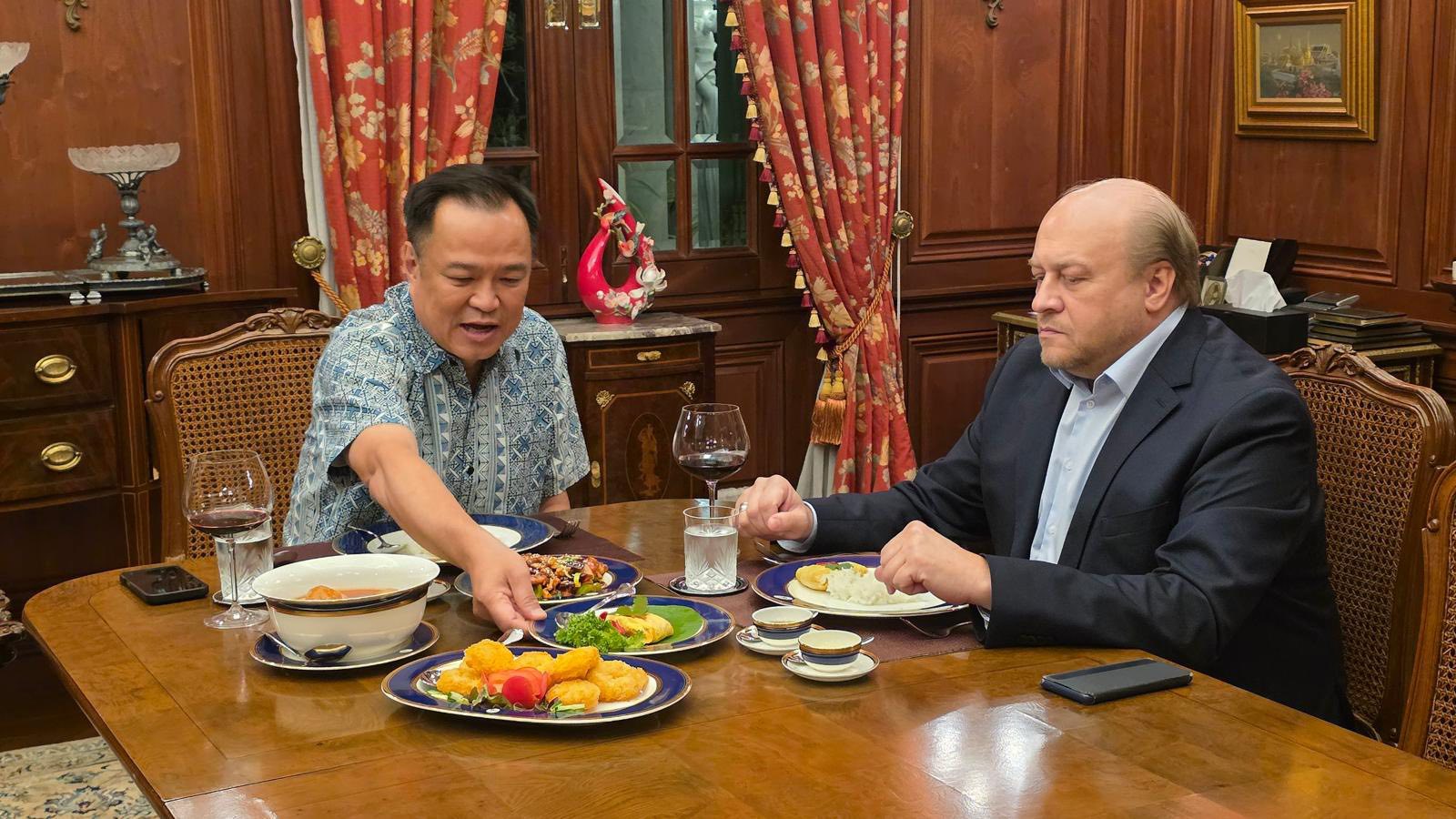 "อนุทิน" เปิดบ้านต้อนรับ ทูตรัสเซีย