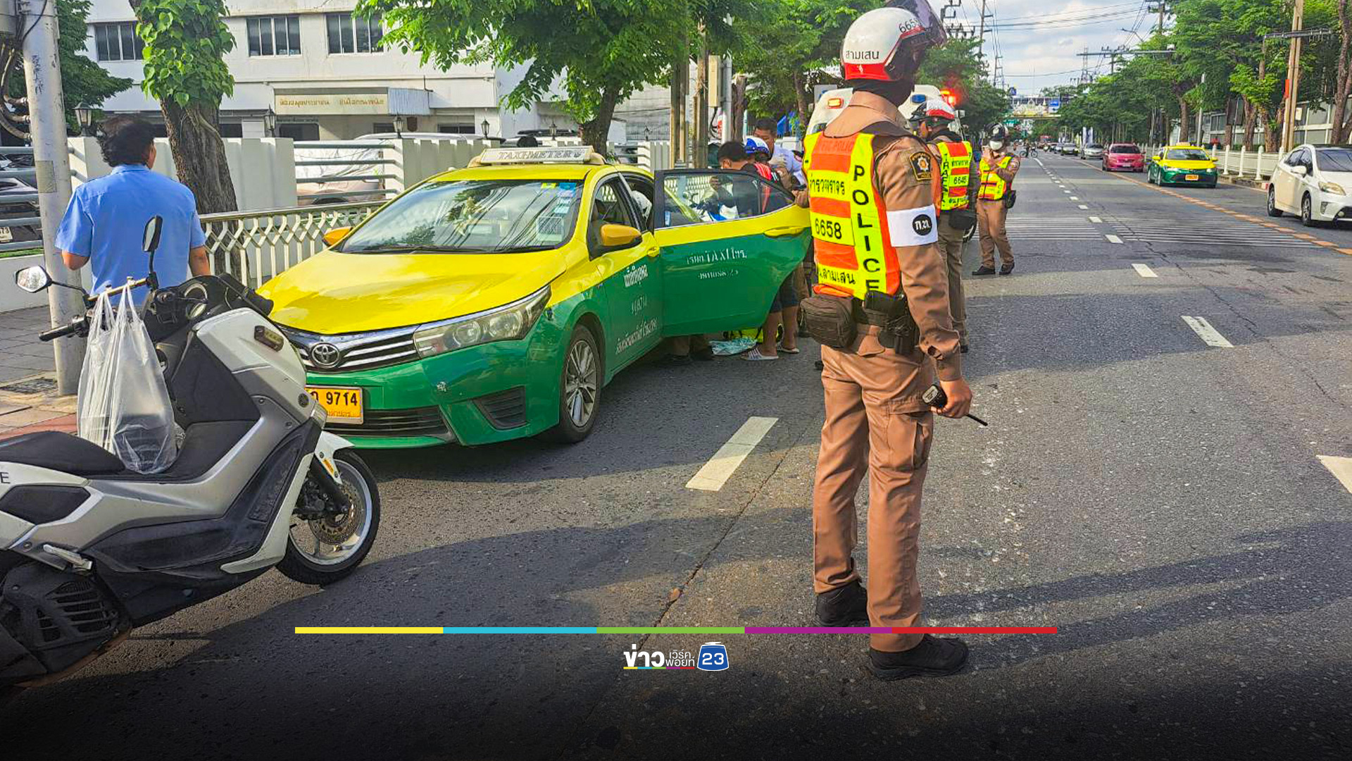ตร.ช่วยทำคลอดฉุกเฉินบนรถแท็กซี่
