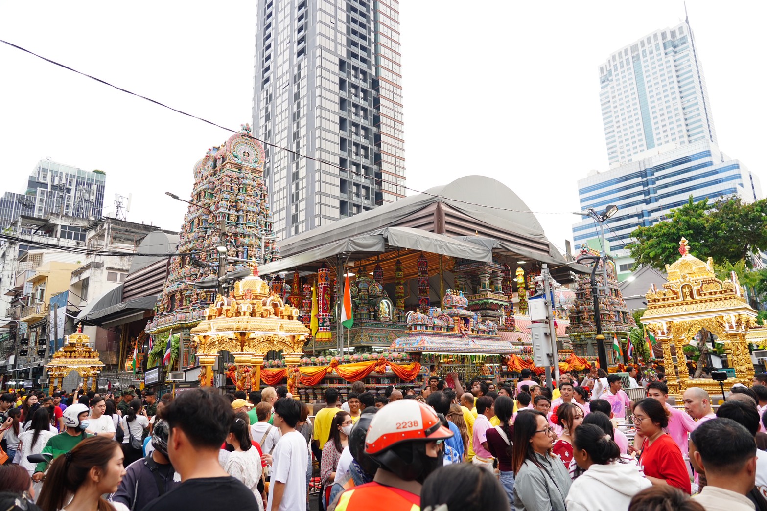 แห่วันวิชัยทัสมิ เทศกาลนวราตรี ประจำปี 2568