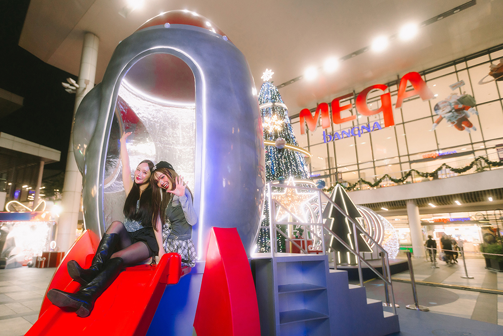 “THE SPACE SANTA” ขวัญจากอวกาศ แลนด์มาร์กจากกาแล็กซี