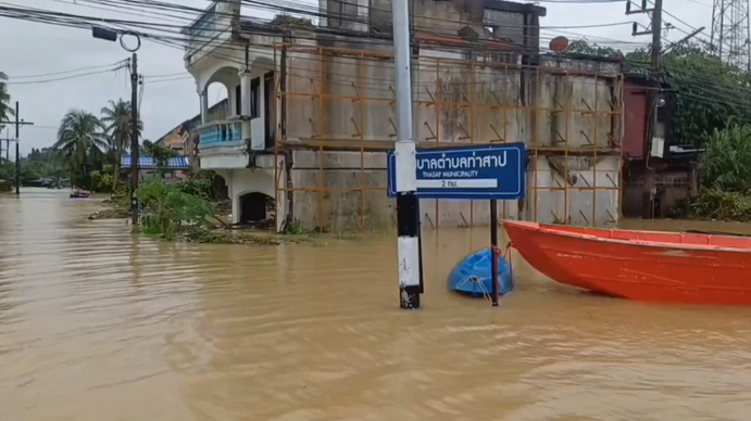 ยะลาหนัก ตลาดเมืองใหม่–คูหามุข–ตลาดเก่า น้ำท่วมสูง