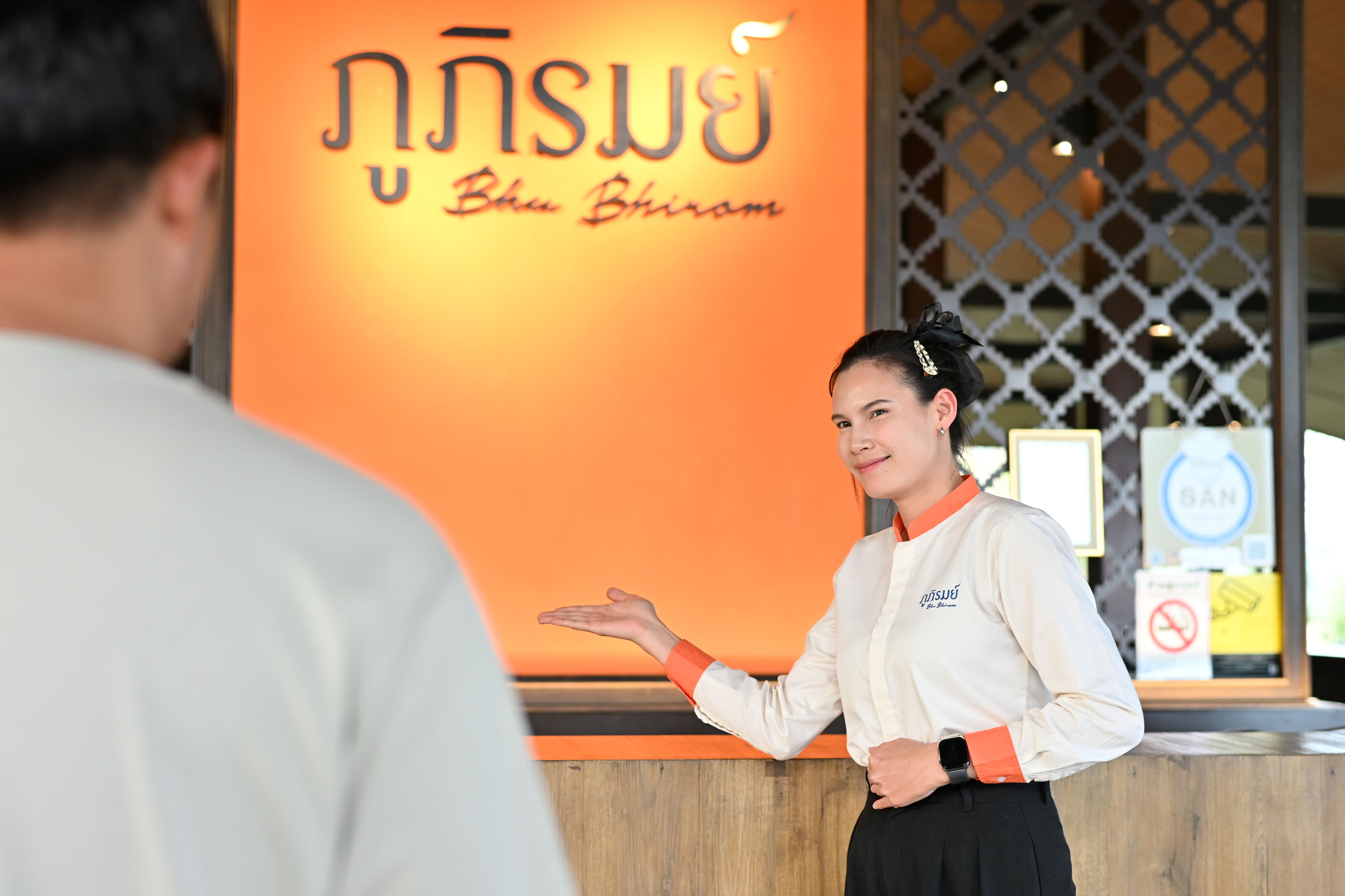 ‘ร้านภูภิรมย์ สิงห์ปาร์ค’ ยกระดับ ‘อาหารเหนือร่วมสมัย’ คว้า Thai SELECT 2 ดาว ติดอันดับร้านไทยคุณภาพ