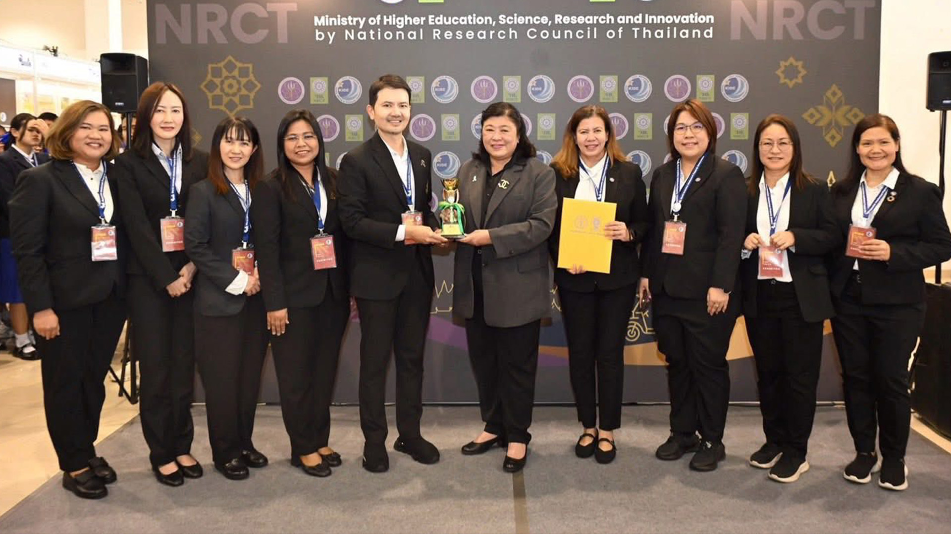 มหาวิทยาลัยสวนดุสิตคว้ารางวัล Global Innovation Excellence Award