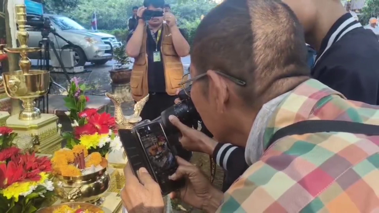 เปิดพระตำหนักประกาศอิสรภาพ สร้างรูปเหมือนหล่อทองเหลืองรมดำ