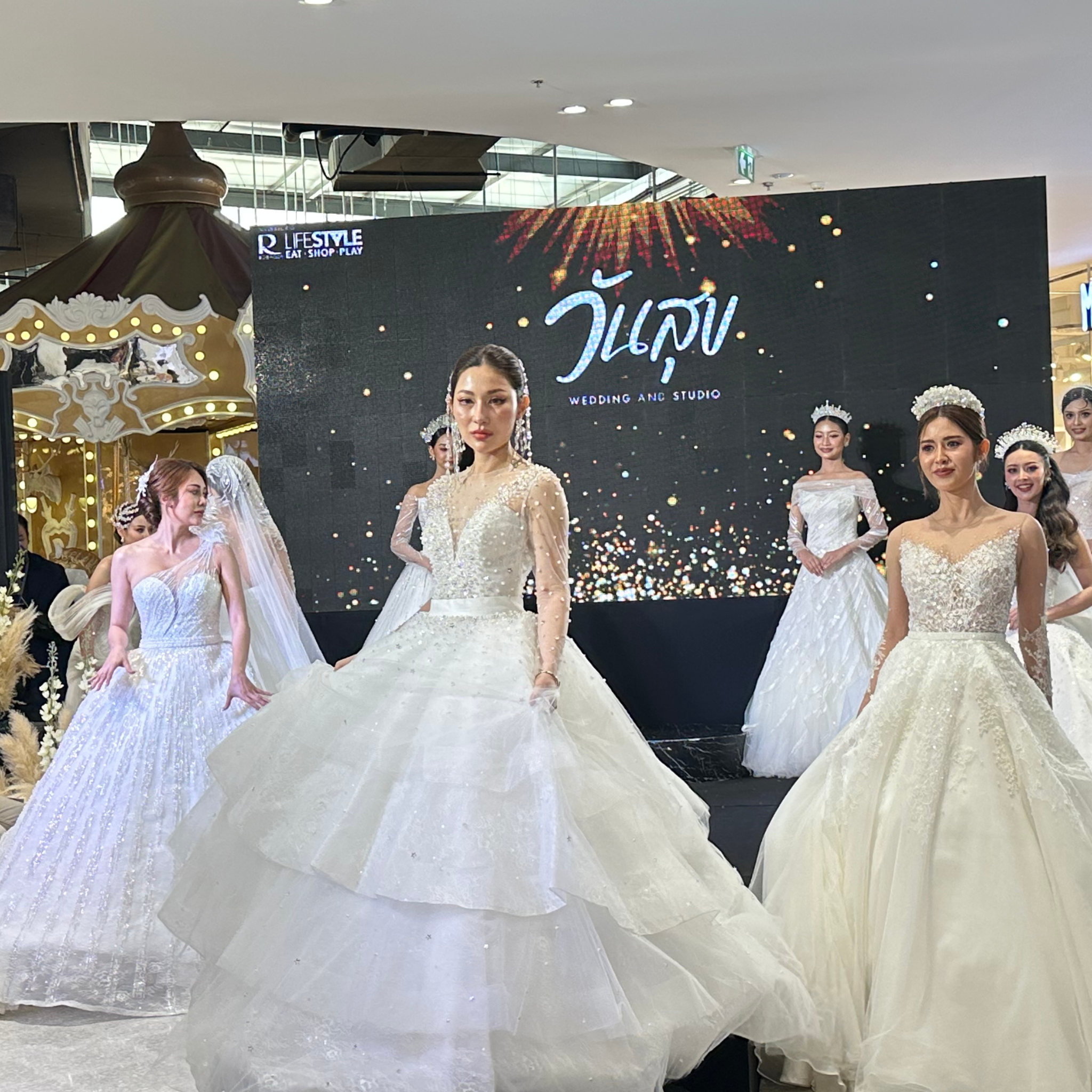 เทศกาลวาเลนไทน์เติมทุกโมเมนต์ความเลิฟ ครบทั้ง ช้อป ชิม แชะ เช็กอิน ที่โรบินสันไลฟ์สไตล์