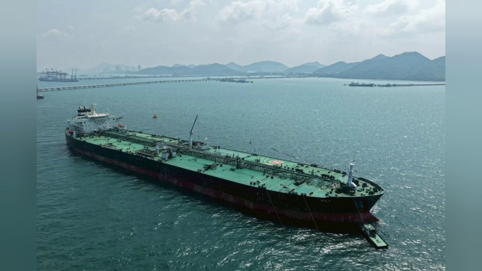 เรือขนน้ำมันสัญชาติไทยลำแรกถึงศรีราชา 'บางจาก' รับน้ำมันดิบล็อตใหญ่