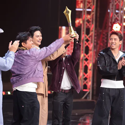Song Rider Final (10)