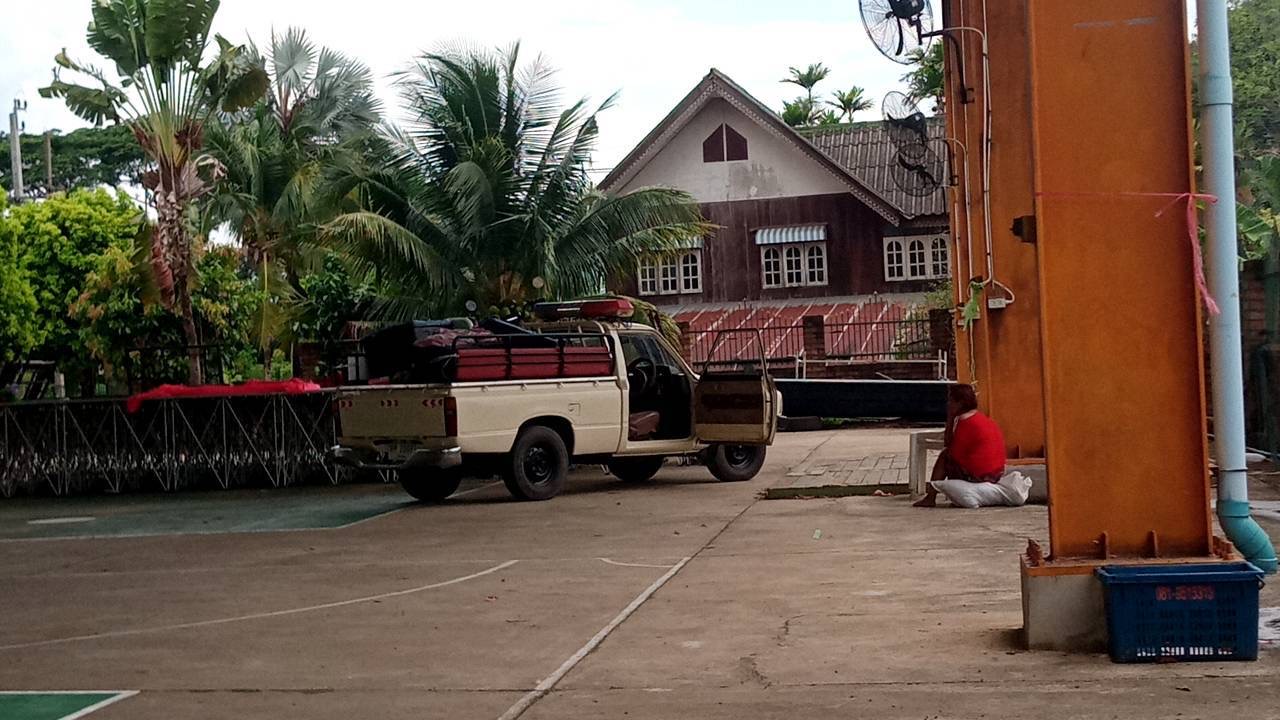 ผัวใหม่คบ 2 เดือน ขนเมียพิการทิ้งข้างทางหน้าตลาด