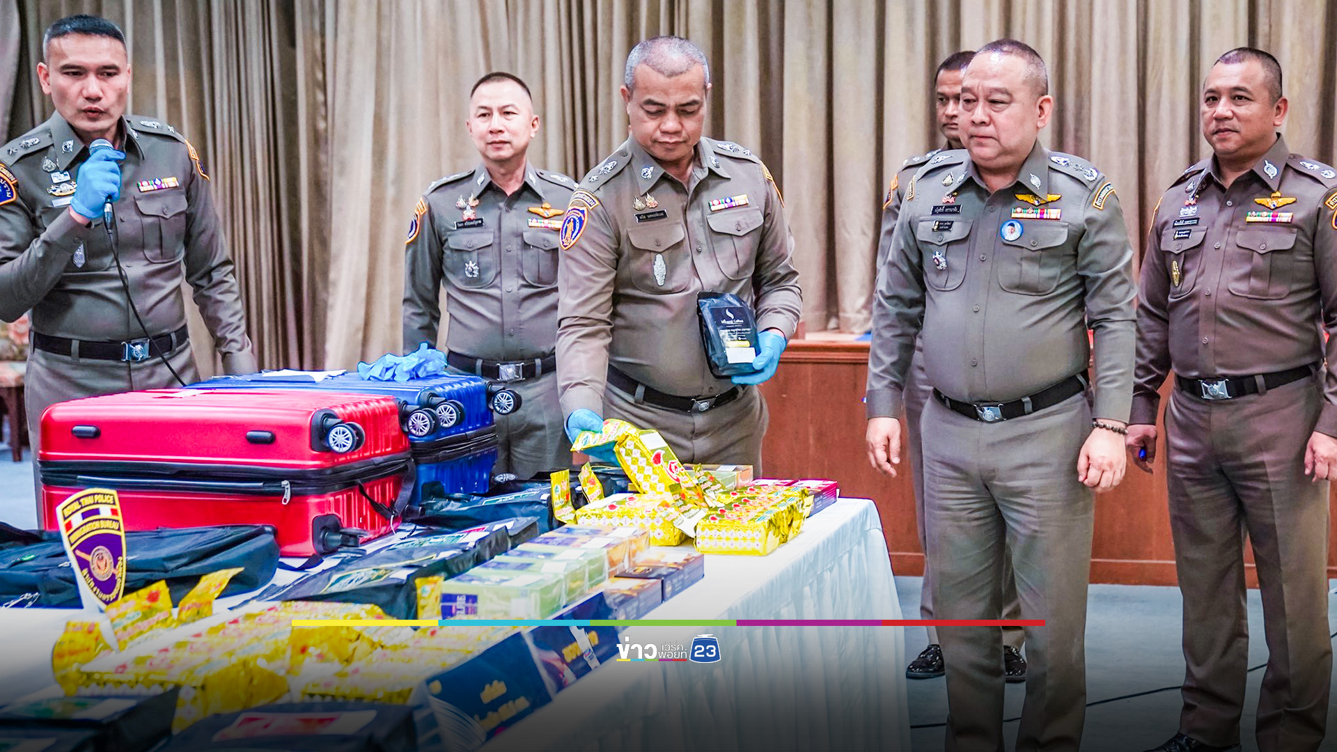 รวบแก๊งไนจีเรียร่วมหญิงไทย ลอบขนเฮโรอีน 65.5 กก.