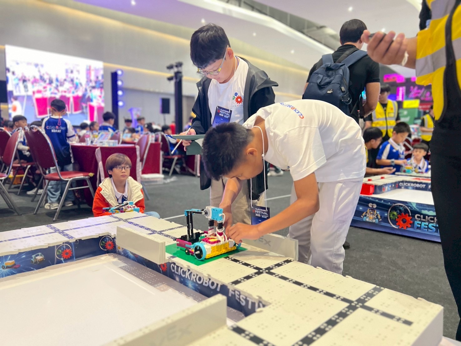 เปิดเทอมสุดปัง! โรบินสันไลฟ์สไตล์ ปั้น “Future Lab” อัปสกิลเด็กยุคใหม่