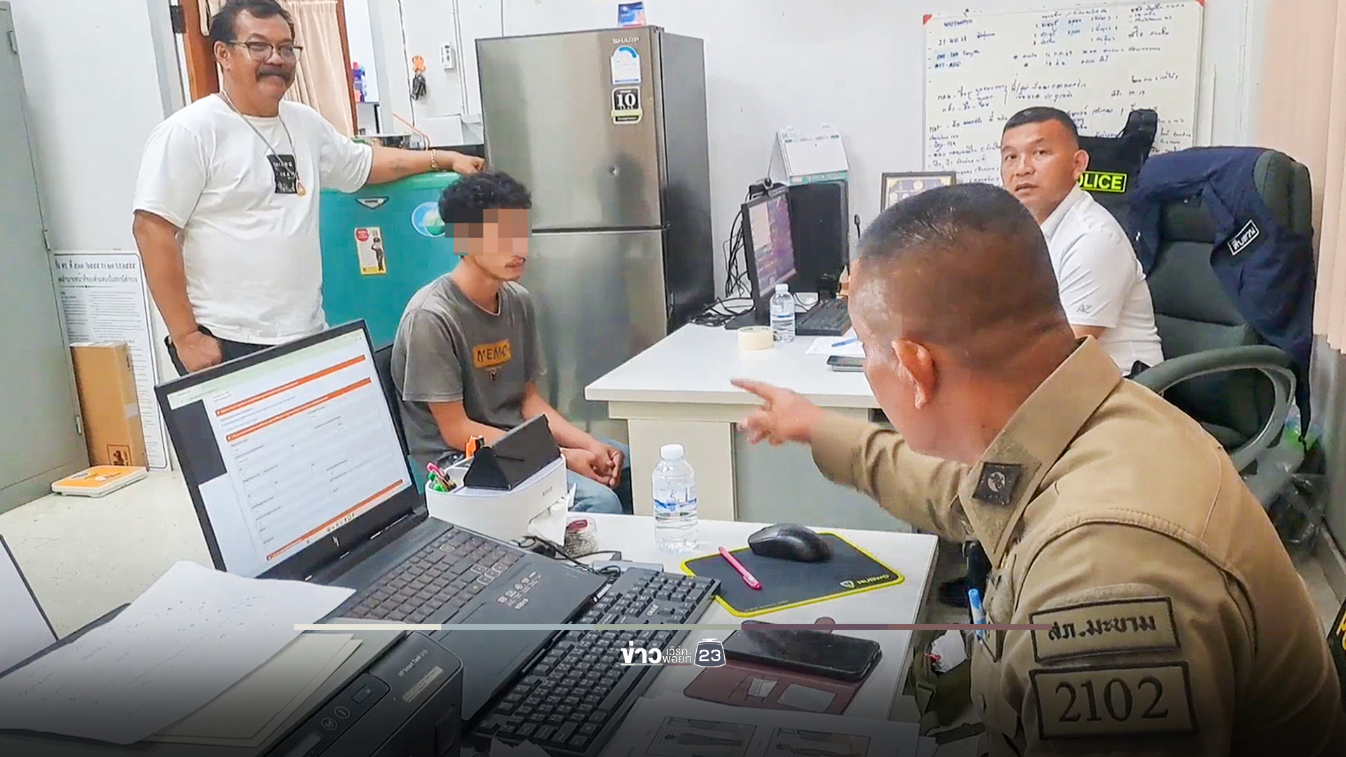 โจรขับกระบะตระเวนลักทุเรียน มอบตัว 1 เหลือ 1 สารภาพขายนำเงินปั่นสล็อต-เสพยา