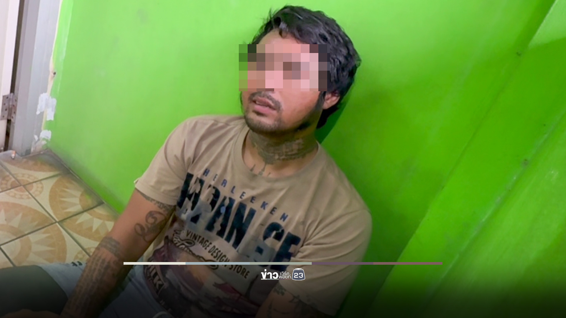 แม่ค้าขายหมูตะโกนลั่นห้องน้ำตลาด หนุ่มหื่นแอบถ่าย ชาวบ้านช่วยกันจับไว้ทัน