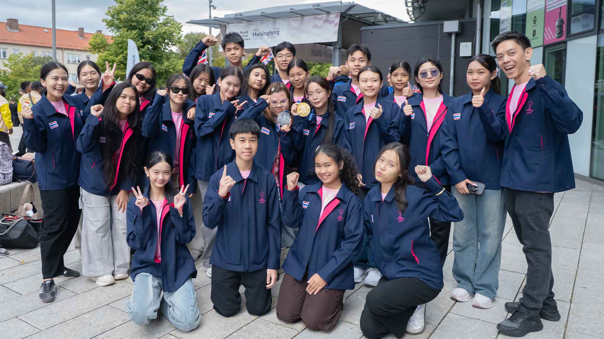 กระหึ่มโลก! 'จุฬดาร์' สาธิตจุฬาฯ มัธยมไทยทีมแรก คว้าเหรียญทองประสานเสียงโลก 2026