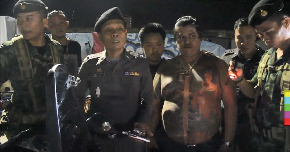 รวบพ่อค้าไก่สดพกปืนเที่ยวผับ อ้างกลัวแก๊งวิ่งราวเพราะใส่ทองเส้นใหญ่