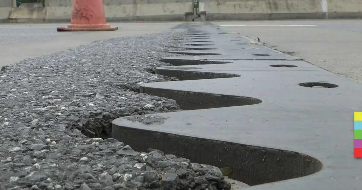 ตรวจสอบรอยแยกสะพาน จ.ปทุมธานี ตะลึง ! บางจุดมีรอยแยกยาวกว่า 20 ซม.