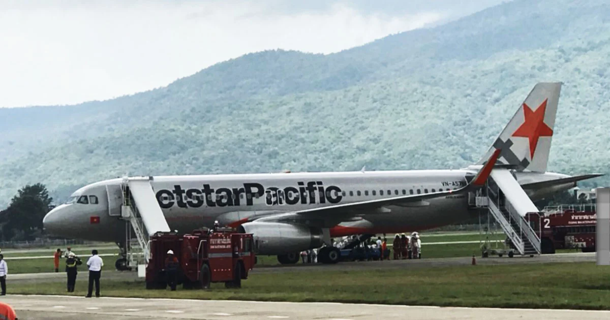 ระทึก ! สายการบิน Jet Star พบกลุ่มควันในห้องเก็บสัมภาระ ลงจอดฉุกเฉินที่สนามบินเชียงใหม่
