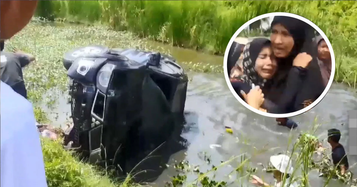 สุดเศร้า ! รถกระบะพ่อเเม่ลูก ประสบอุบัติเหตุตกคูน้ำ เด็กชายวัย 2 ขวบ จมน้ำดับ