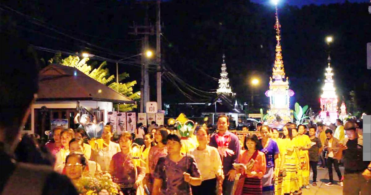 สุดตื่นตา ! ไทยใหญ่แห่จองพารา ในงานปอยเหลินสิบเอ็ด