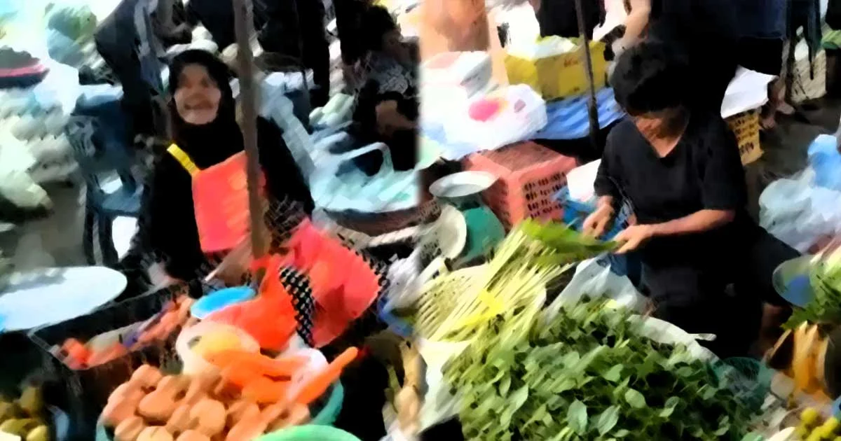 ระบายทุกข์ ! สวัสดิการแห่งรัฐแสนไกลบ้าน วอนรัฐจัดให้มีร้านธงฟ้าทุกหมู่บ้าน  