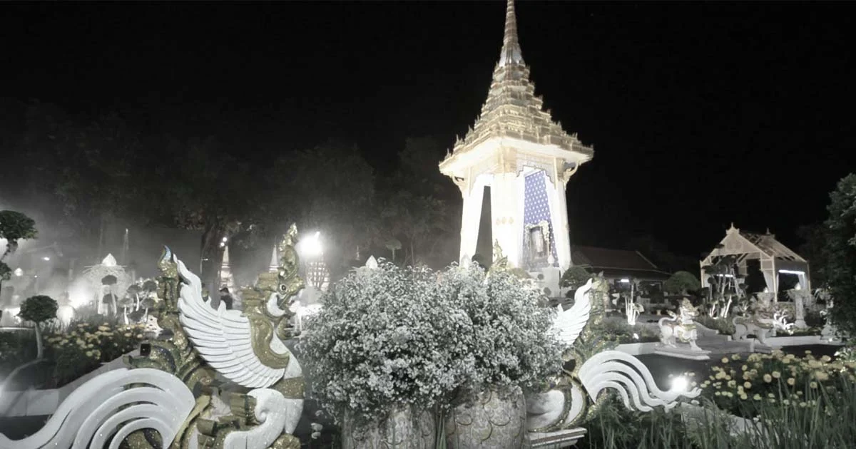 รวมขั้นตอนและวิธีการเข้าร่วมถวายดอกไม้จันทน์สำหรับประชาชน