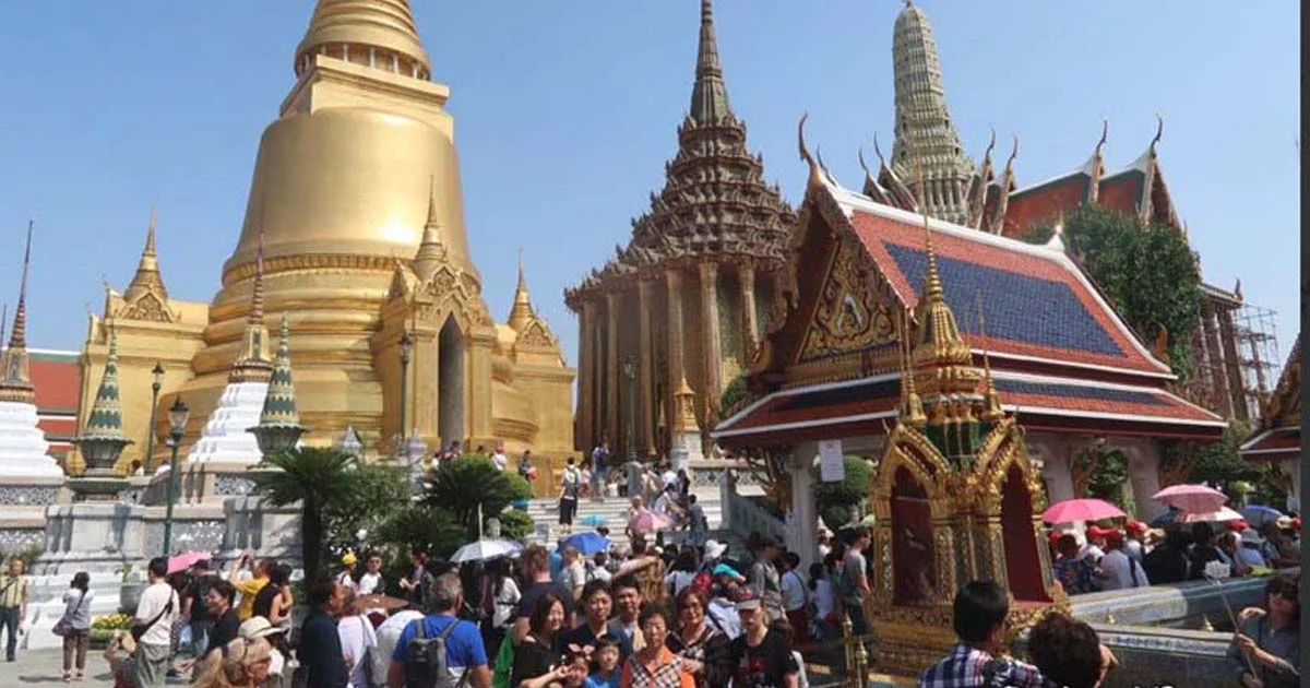 เปิดปกติแล้ว ! นักท่องเที่ยวแห่ชมวัดพระแก้ว – พระบรมมหาราชวัง