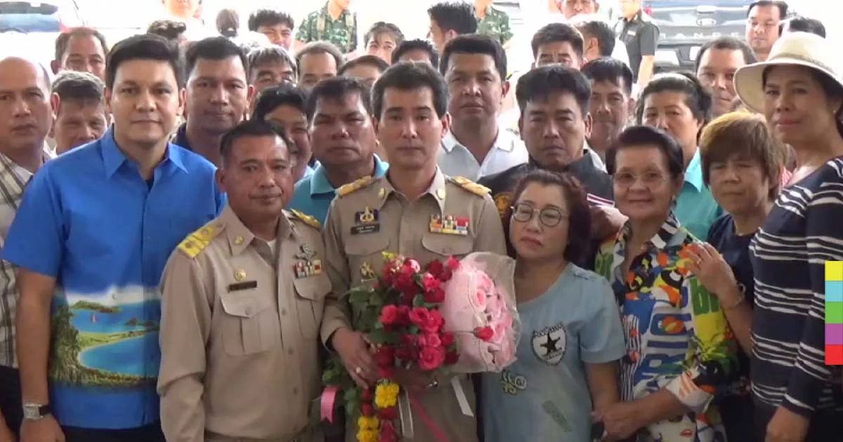 สั่งย้ายนายอำเภอทับสะแก ระหว่างสอบข้อเท็จจริง กรณีเรี่ยไรเงินสร้างพระเมรุมาศจำลอง