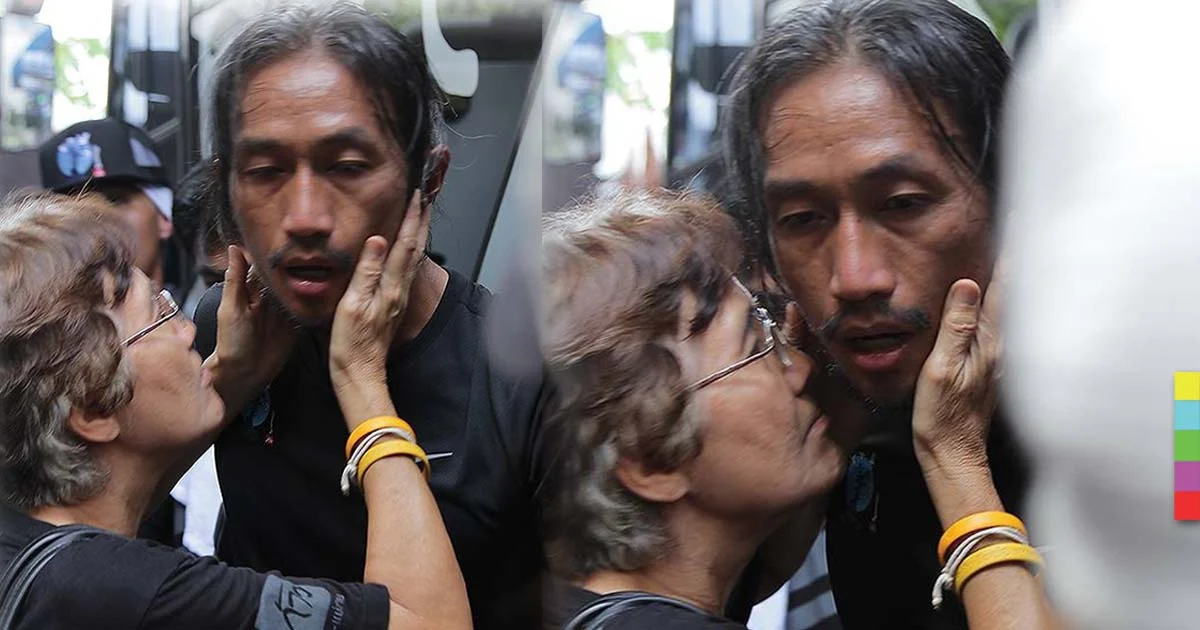 “คุณแม่ประนอม” ตามให้กำลังใจกับ “ตูน บอดี้สแลม” ทุกระยะก้าว
