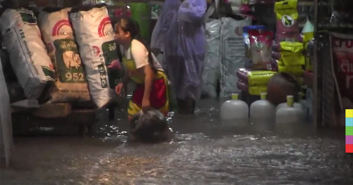 พายุฝนถล่มกระบี่ น้ำท่วมหนักสุดในรอบ 6 ปี