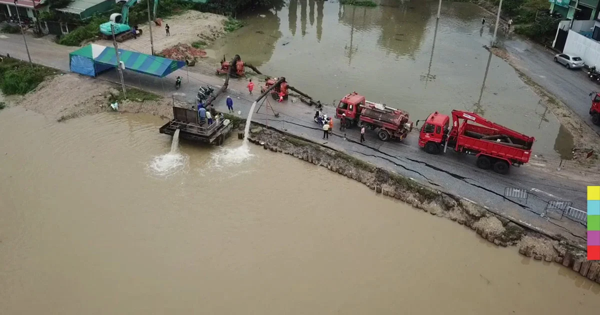 ยะลาเร่งระบายน้ำ ! หลังฝนตกหนัก น้ำท่วมทั้งเมือง
