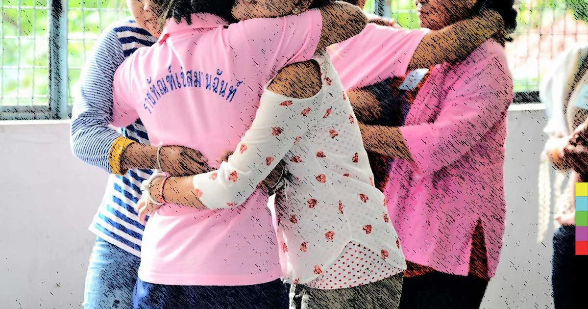 สวัสดีปีใหม่…โลกหลังกำแพง: เทศกาลความสุขที่แสนสั้น