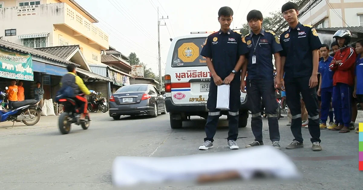 ชาวต่างชาติขับกระบะชนเด็กนักเรียนชั้น ป.1 ดับคาที่