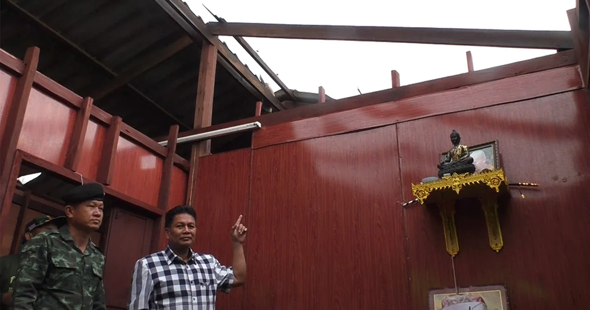 ทหารช่างเร่งช่วยซ่อมบ้านหลังพายุซัดพัง เสียหายกว่า 300 หลัง