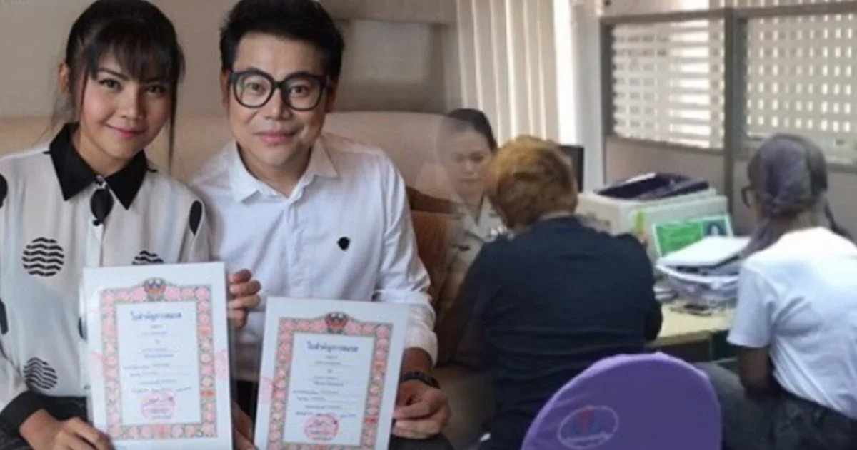 “ตั๊กแตน ชลดา” หย่า “เพชร สหรัตน์” เรียบร้อยแล้ว