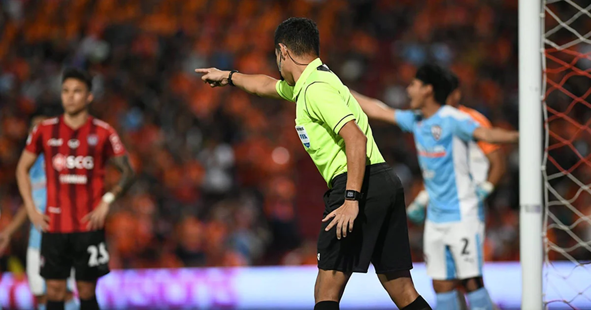 สมาคมลูกหนังไทยเตรียมใช้ VAR และ AAR ไทยลีก 4 คู่สุดสัปดาห์นี้