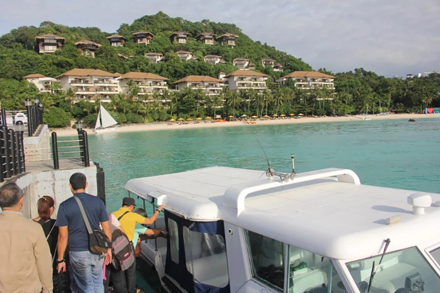 ฟิลิปปินส์สั่งปิดเกาะ “โบราเคย์” ชั่วคราว เพื่อฟื้นฟูธรรมชาติ