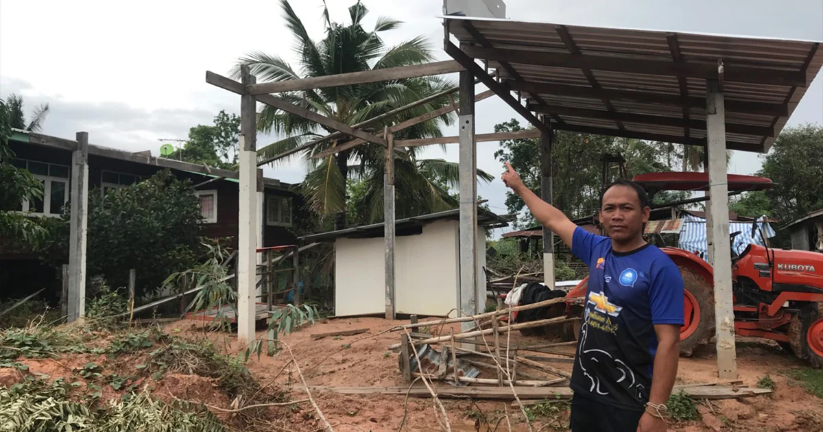 พังยับ ! พายุฤดูร้อนถล่มสุรินทร์ ชาวบ้านกว่า 50 หลังคาเรือนไร้ที่อยู่