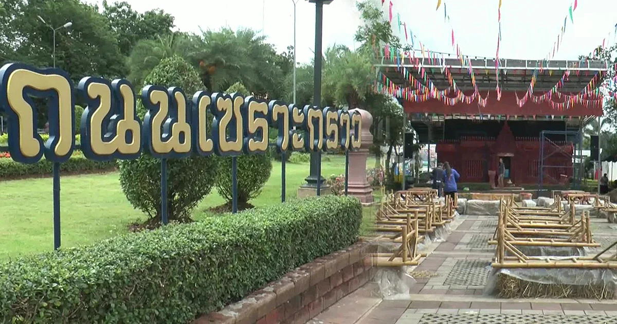 บุรีรัมย์เร่งปรับภูมิทัศน์ “ถนนคนเดินเซราะกราว” รับบิ๊กตู่