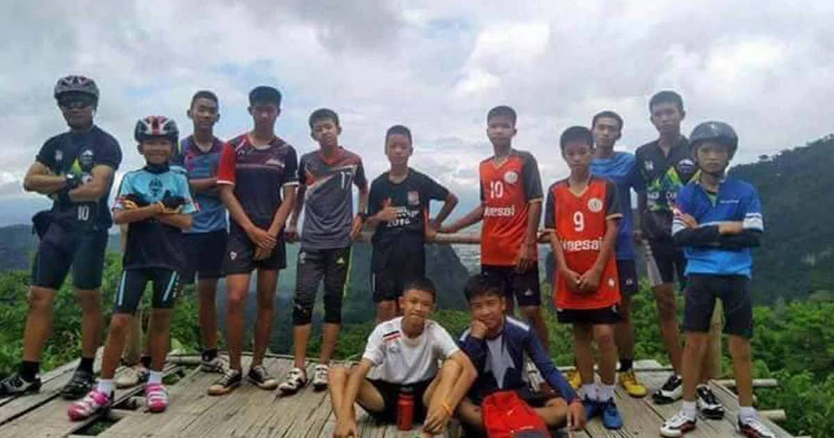 เกาะติดค้นหา “โค้ช-นักฟุตบอล” ติดถ้ำเชียงราย หน่วยซีล-นักดำน้ำลุยช่วย