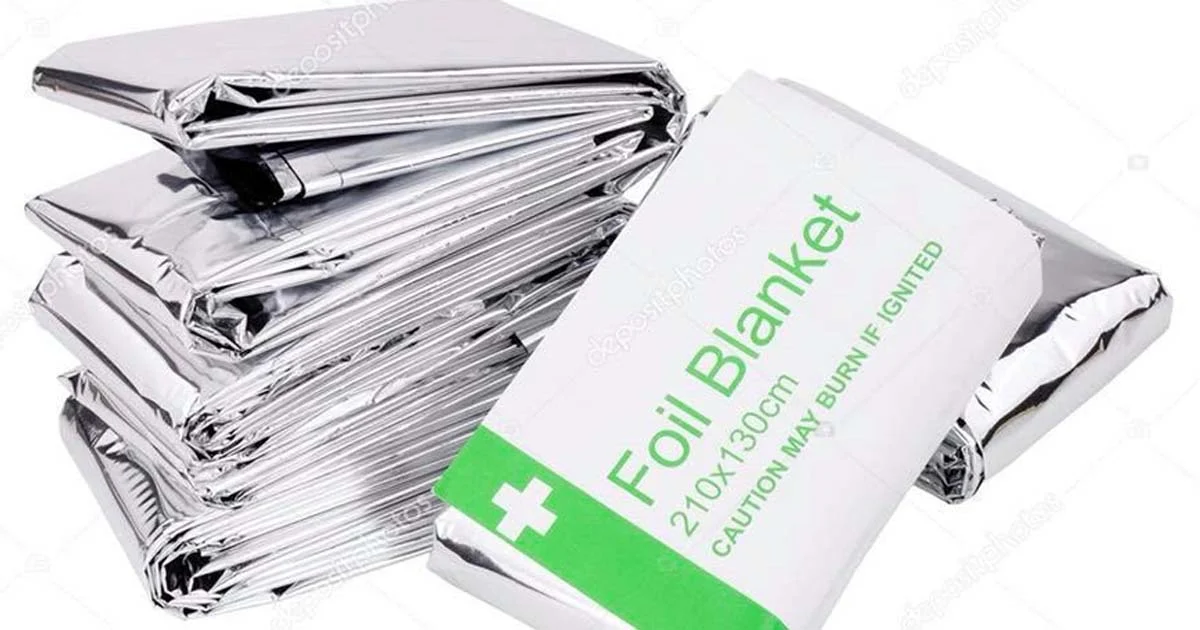 ด่วน! หน่วยซีลขอรับบริจาค Emergency foil space blankets
