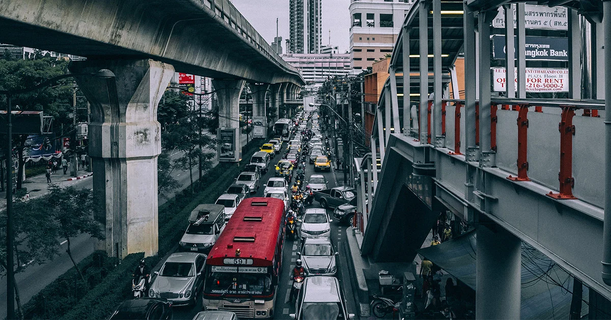 เปิดหน่วยทหารเป็น ‘ทางผ่าน-ทางลัด’ แก้รถติด