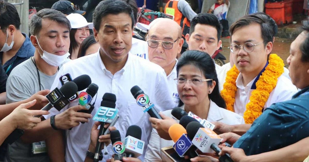 เพื่อไทยเร่งสยบข่าว “สุดารัตน์”-“ชัชชาติ” ใครหมายเลข 1 พรรค