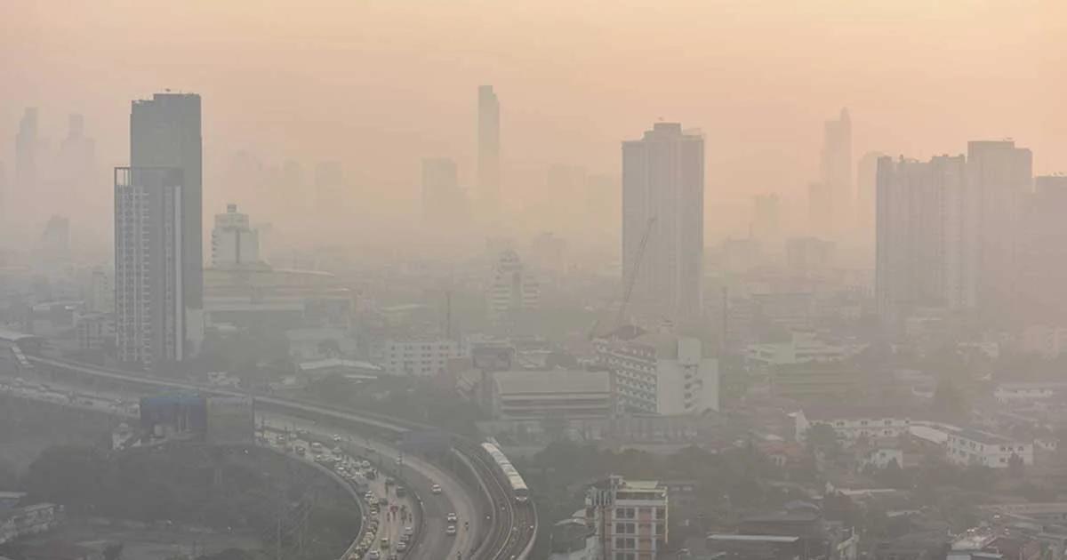 กทม.-ปริมณฑล ช่วงบ่าย ริมถนนเจอฝุ่น PM 2.5 เกินค่ามาตรฐาน 20 จุด