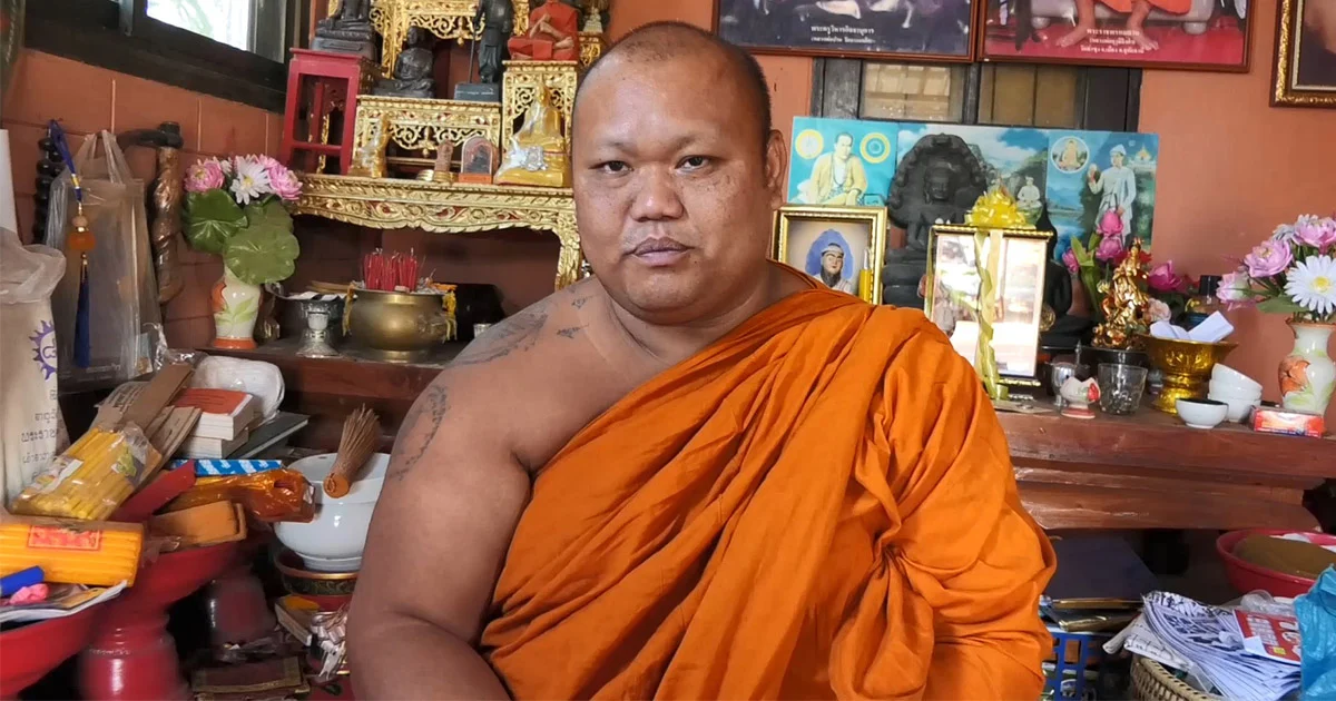 “หลวงพี่กู้ภัย” เผย พยายามปั๊มหัวใจช่วย “น้องโอ๊ต เยาวชนดีเด่น” แต่สุดยื้อ
