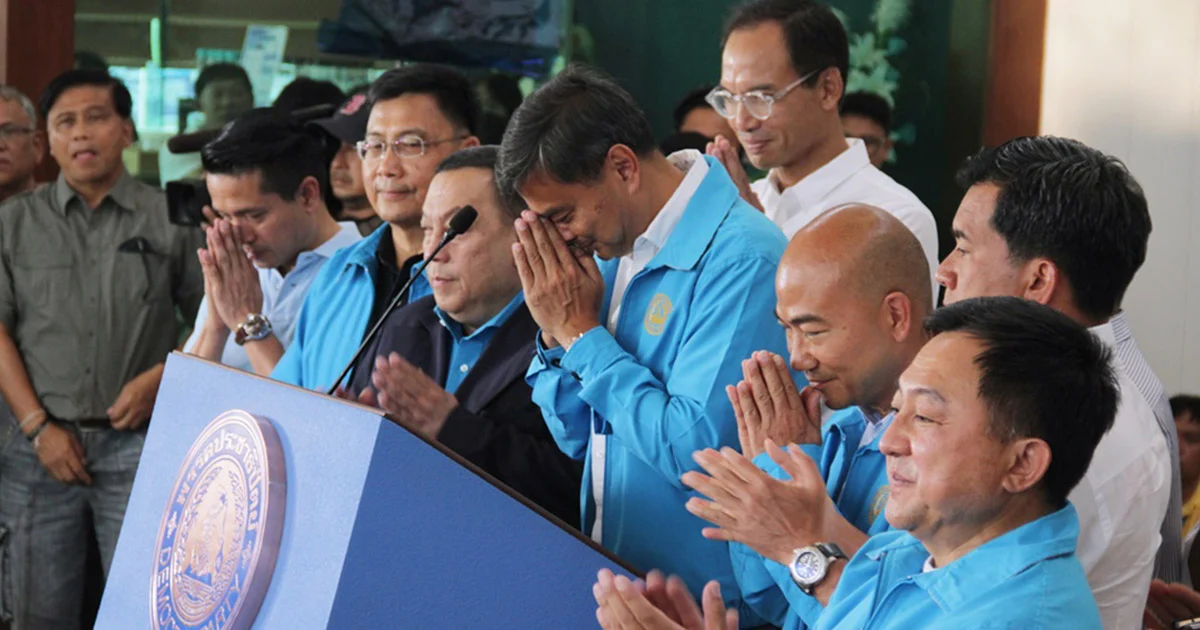 ‘อภิสิทธิ์’ ขอบคุณประชาชนลงคะแนนเสียงให้พรรคประชาธิปัตย์ ยืนยันคะแนนไม่สูญเปล่า