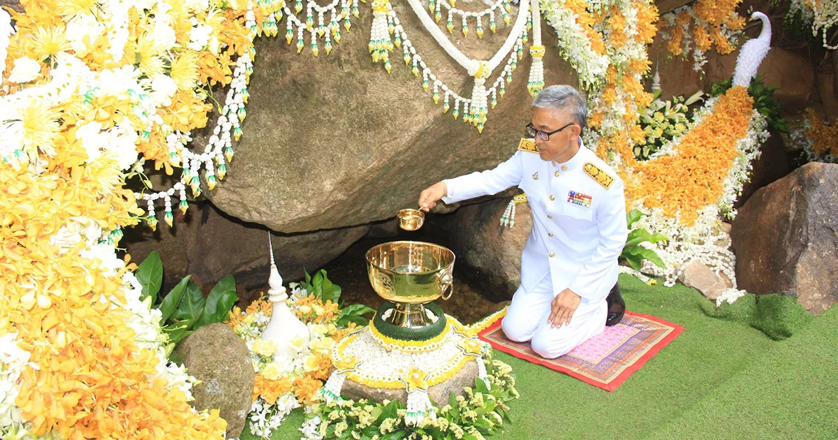 ผู้ว่าฯ 76 จังหวัดทำพิธีพลีกรรมตักน้ำศักดิ์สิทธิ์ พระราชพิธีบรมราชาภิเษก 2562