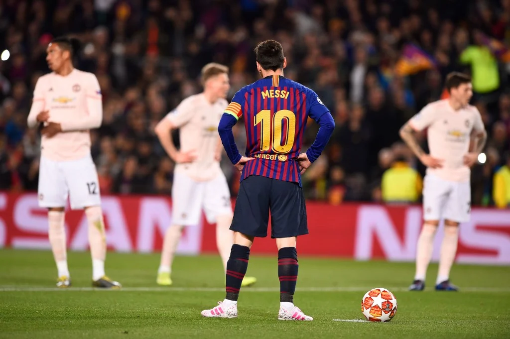 คนละคลาส! “เมสซี่” สอนบอลผี “แมนยู” ตกรอบแพ้ “บาร์ซ่า” 3-0