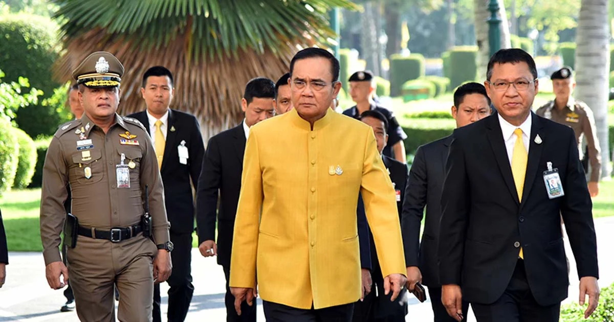 นายกฯ เมินคนเสนอตัวขอเป็นรัฐมนตรี โยนพรรคร่วมรัฐบาลไปคุยกันเอง